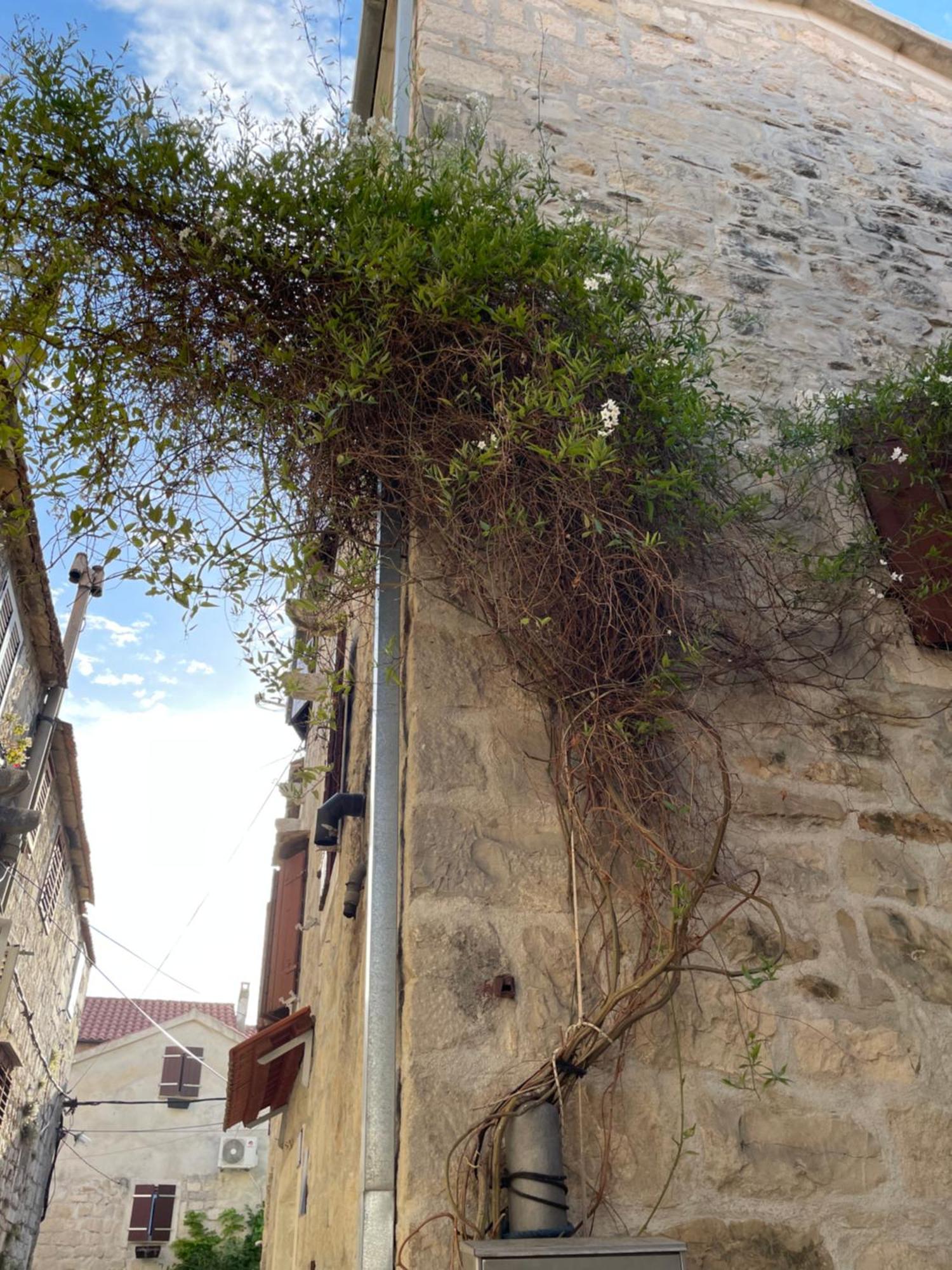 Apartman Pundinica Kastela Luaran gambar
